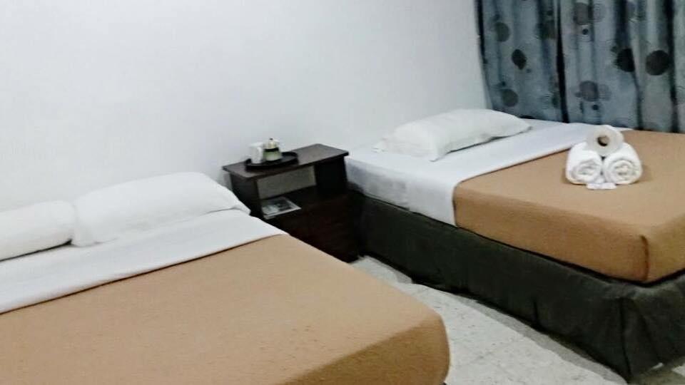Casapelindung Guesthouse Kuantan Extérieur photo